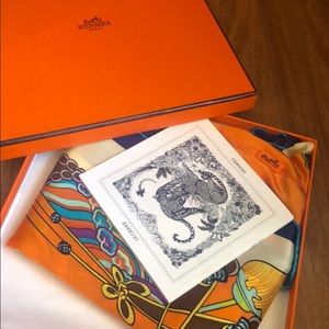 NWT HERMÈS scarf